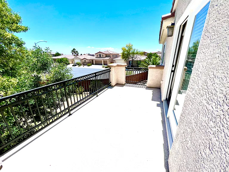 7140 Charter Crest St — Photo 66