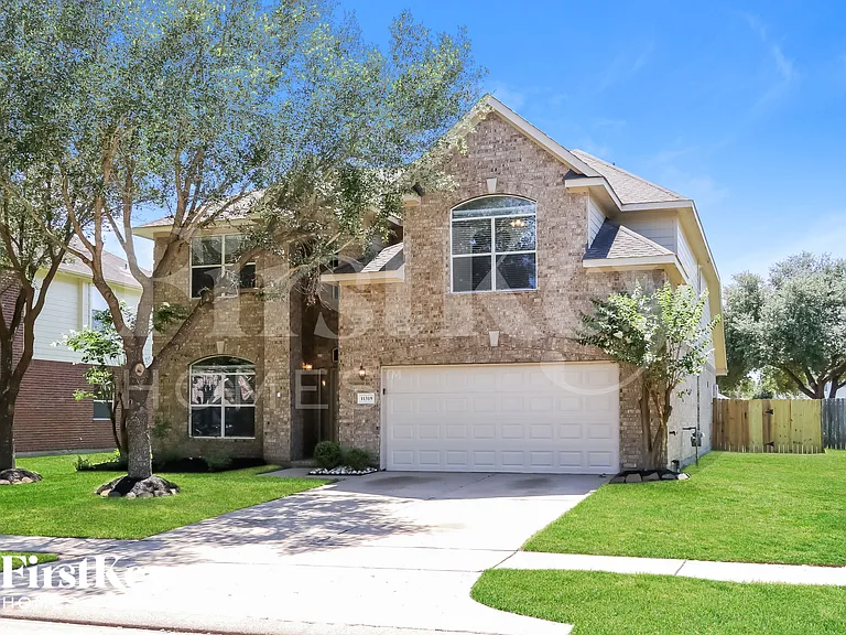 11319 Sandermeyer Dr — Photo 2