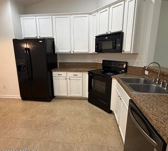12045 Sands Pointe Ct — Photo 12