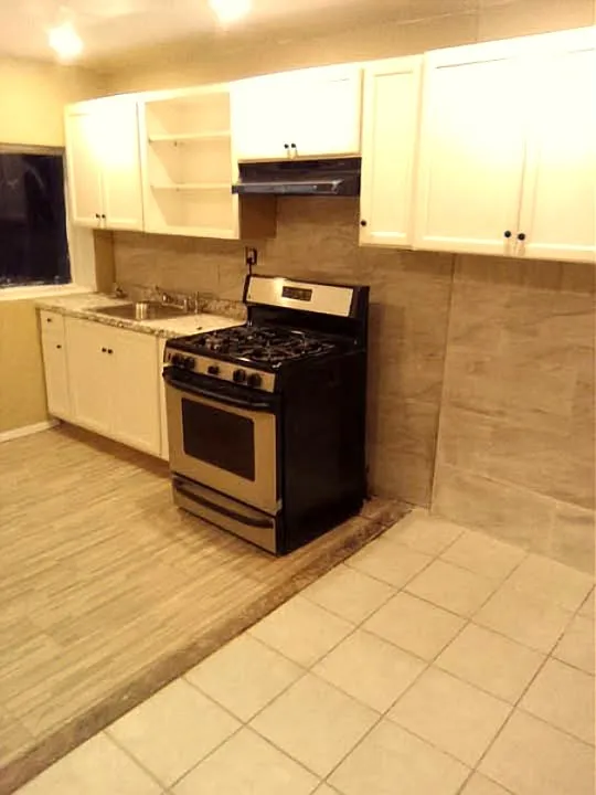 3 bed, $1,950 — Photo 2