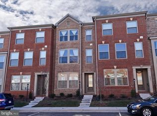 42253 Hampton Woods Ter, Ashburn, VA 20148