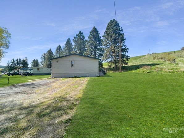4325 Lenville Rd TRAILER 15, Moscow, ID 83843