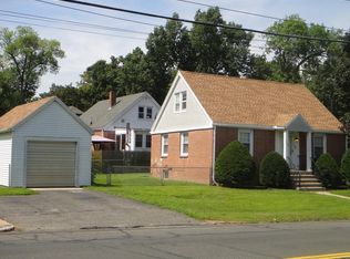 1148 Liberty St, Springfield, MA 01104