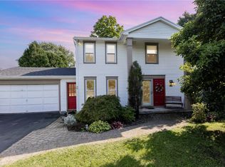 11 Timway Ct, Fairport, NY 14450