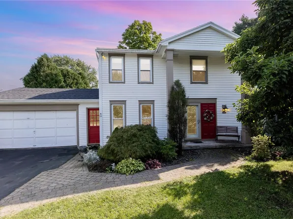 11 Timway Ct, Fairport, NY 14450