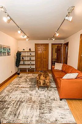 3rd image of 27 W 76th St APT C