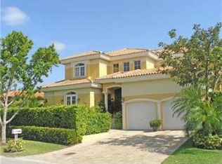 240 Westwood Dr, Key Biscayne, FL 33149