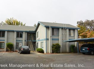 1545 S Central St APT 2, Visalia, CA 93277