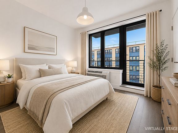 3rd image of 22 Starr St APT 2