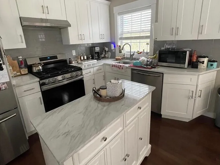 30 Tamarack Ave — Photo 4