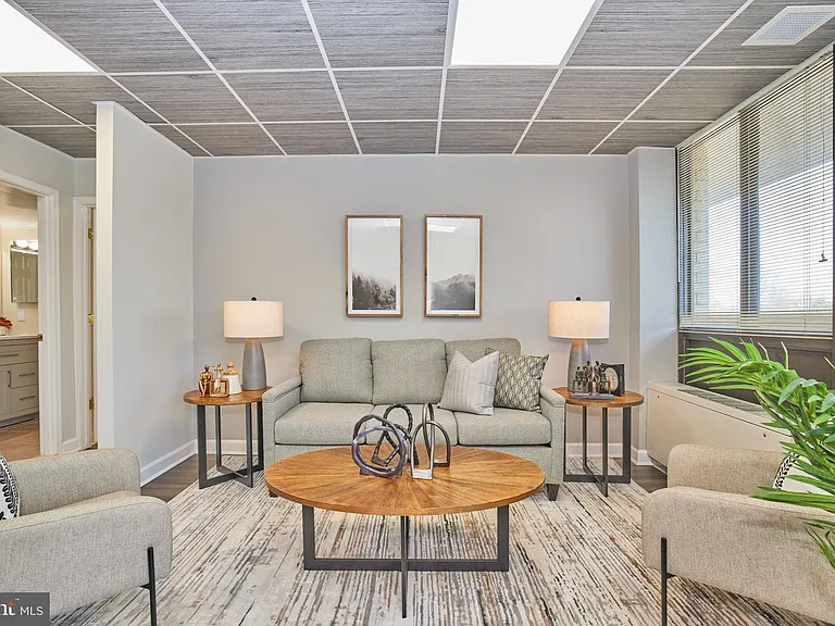 4242 E West Hwy #308 — Photo 15