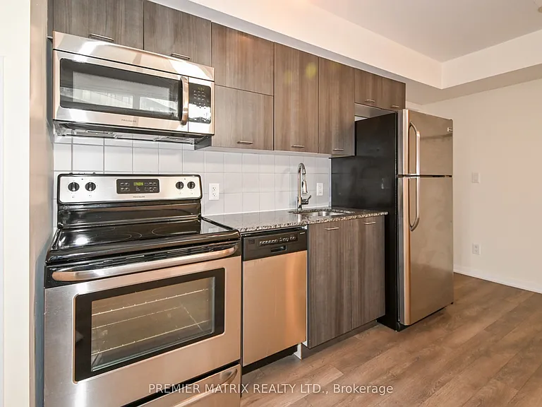20 Joe Shuster Way #1302 — Photo 13