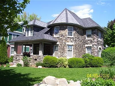 5th image of 84 Orchard Pl