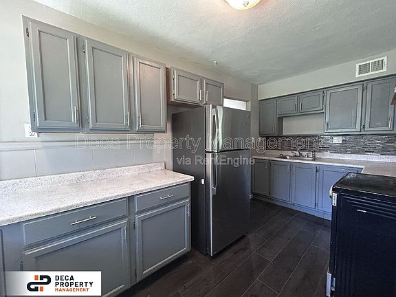 5th image of 9224 Kathlyn Dr