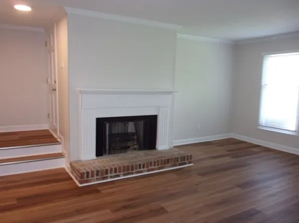 1784C Ebenezer Rd, Rock Hill, SC 29732