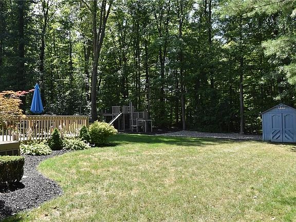 3rd image of 124 Westchester Dr