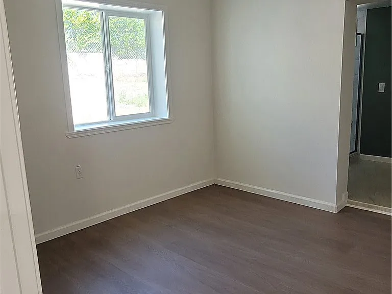 22480 Grand Ave #C — Photo 11