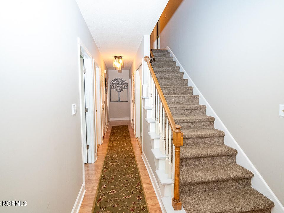 1 Colonial Pines Circle, Pinehurst, NC 28374 Zillow