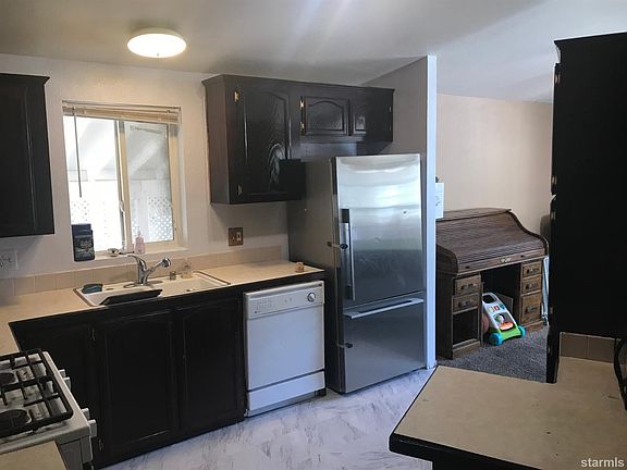 2nd image of 1080 Julie Ln Space 44