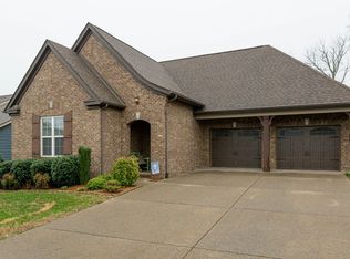 6183 Christmas Dr, Nolensville, TN 37135