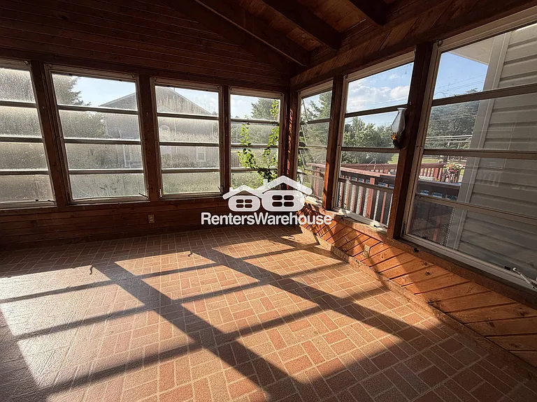 44 Running Brook Dr — Photo 10
