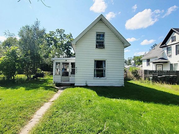 2nd image of 807 Allen St