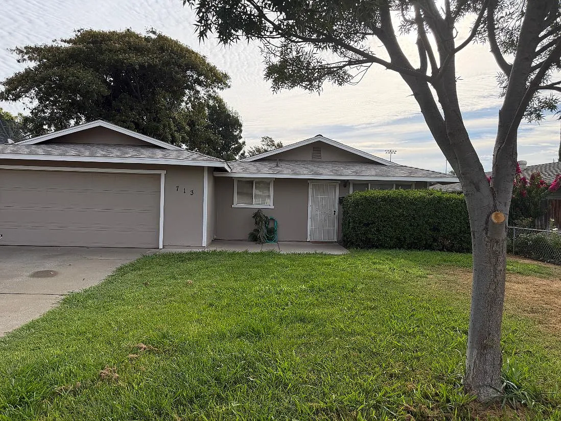 3 bed, 1150 sqft, $2,950 — Photo 1