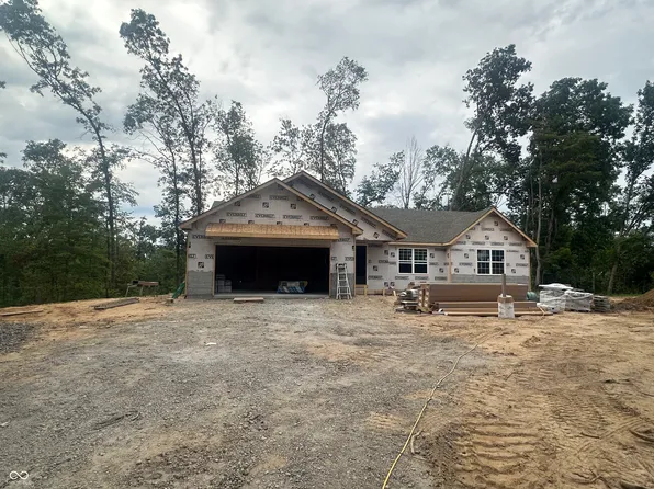 120 Oak Ridge Ln, Covington, IN 47932