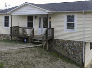226 Echo Dr, Greeneville, TN 37743