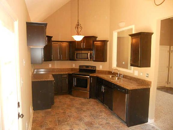 3rd image of 2 Tracey Ln Lot 2