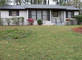 5300 Joan Of Arc Pl, College Park, GA