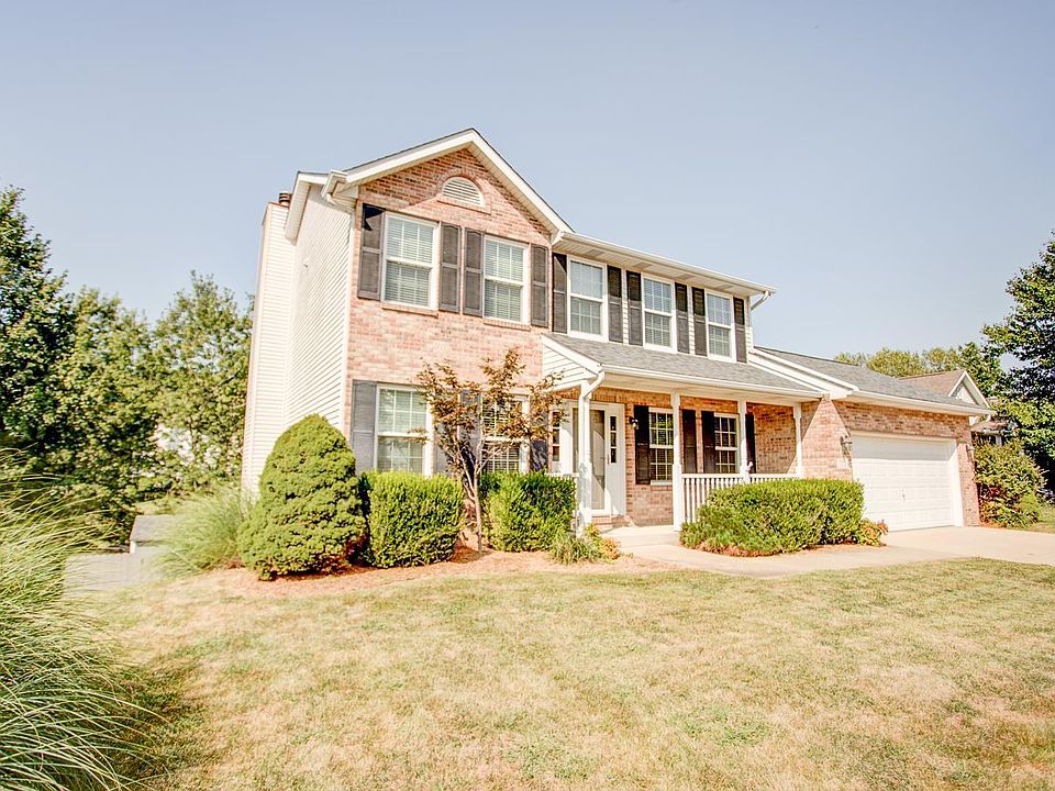 1st image of 1005 Illini Dr