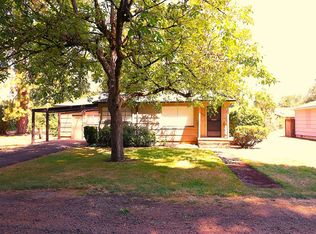 2137 Eastwood Ln, Eugene, OR 97401
