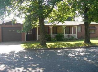 311 S Main St, Springdale, AR 72764