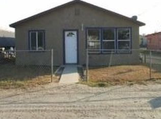 535 Gibson Ln, Shafter, CA 93263