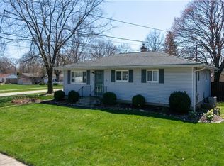 157 Lindsey Rd, Munroe Falls, OH 44262