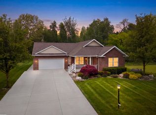 11883 Liberty Woods Dr, Washington, MI 48094