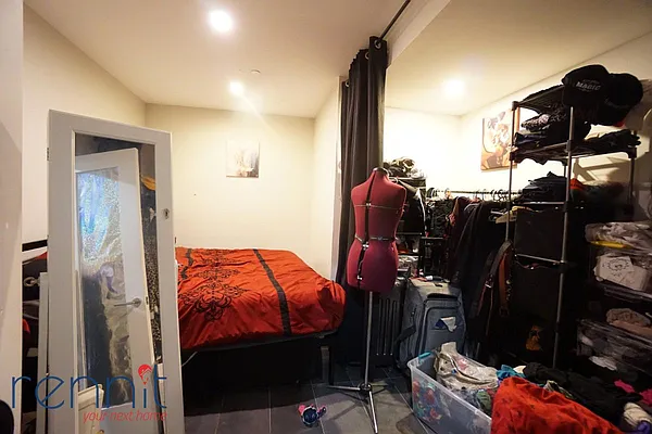 Rented by Rennit Inc. | media 30