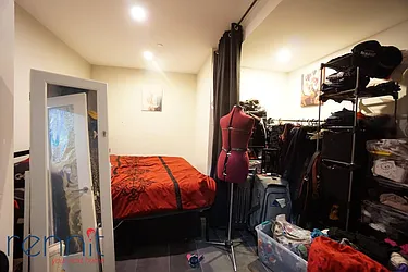 Rented by Rennit Inc.