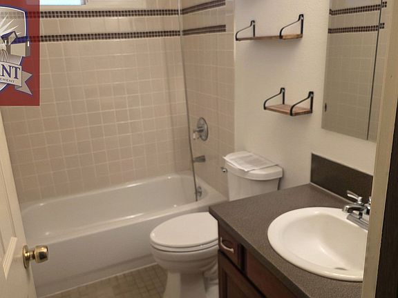 4th image of 3011 Fairmount Ave #3011