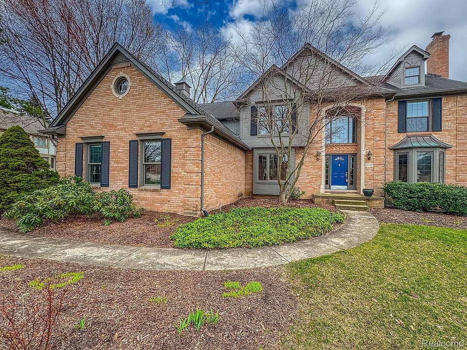 1st image of 1048 Home Ln