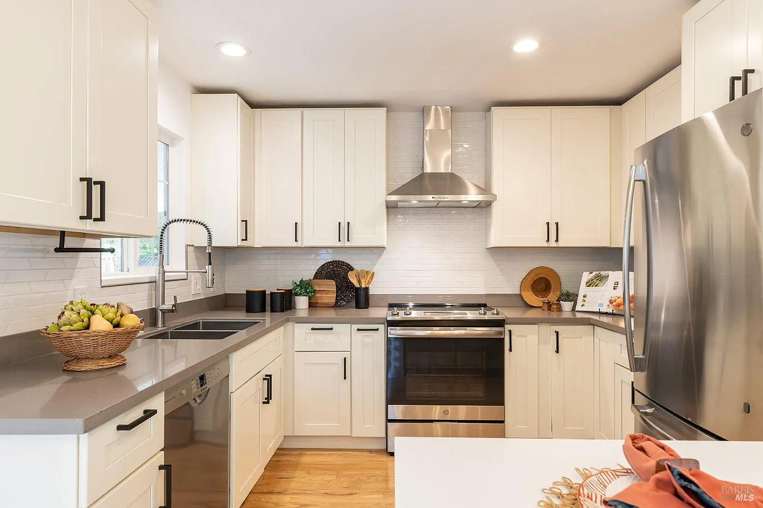 3125 Montclair Avenue - Photo 5
