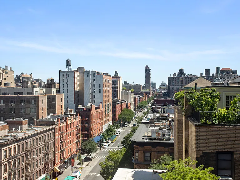 45 W 67th St #22B — Photo 4