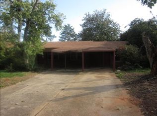 216 Piedmont Rd, Hull, GA 30646