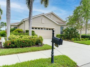 8134 Victoria Falls Cir, Sarasota, FL 34243
