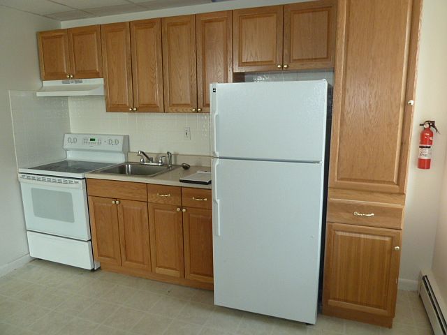 Apt 7 - Kitchen Area