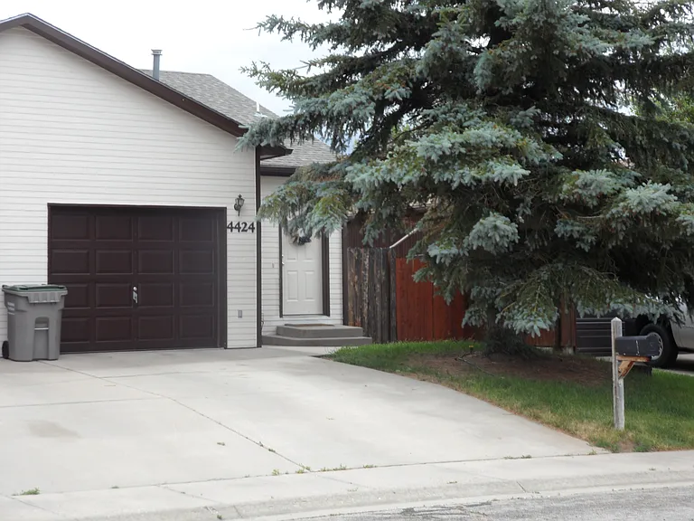 4424 Comanche Dr #1 — Photo 1