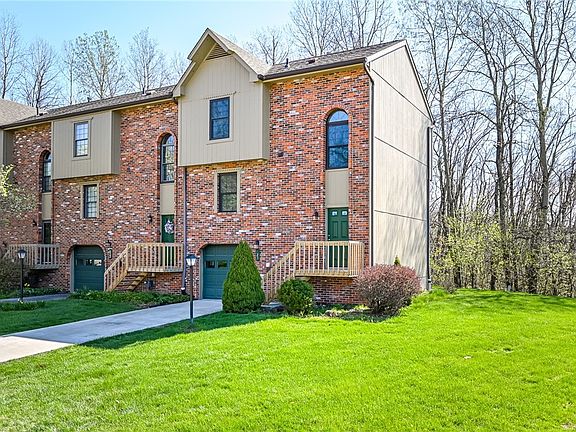 2nd image of 623 Sunset Cir