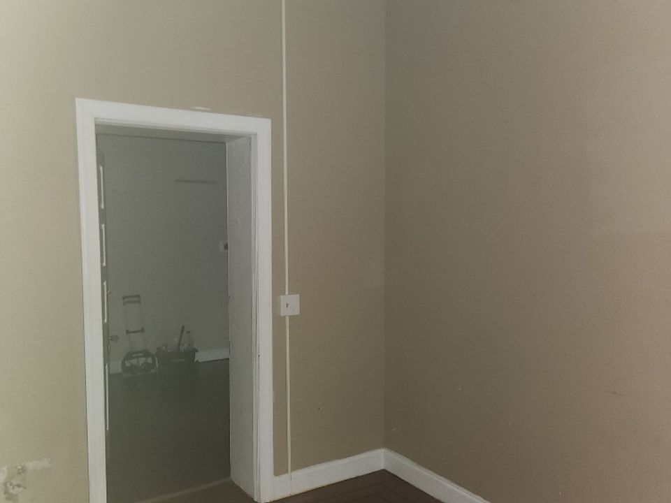 1st image of 461 W Market St APT 2
