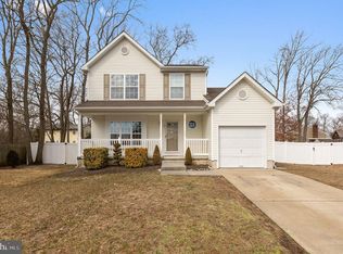 66 Fairmount Ave, Sicklerville, NJ 08081